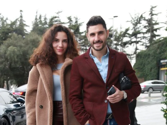 Futbolçu həyat yoldaşını döyüb bu hala saldı - FOTOLAR 