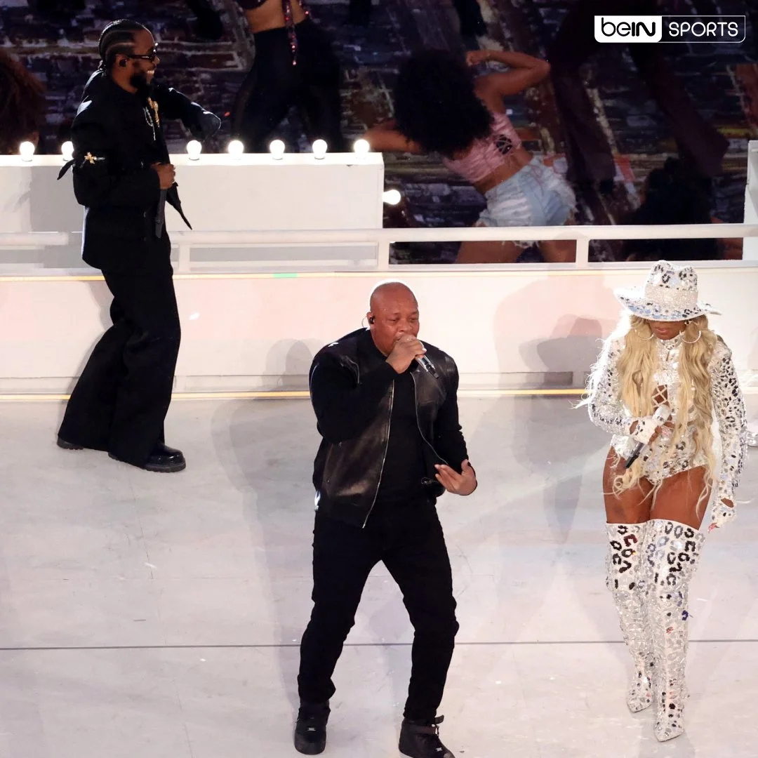 "50 cent", Eminem, Dr.Dre NFL arenasında - VİDEO 