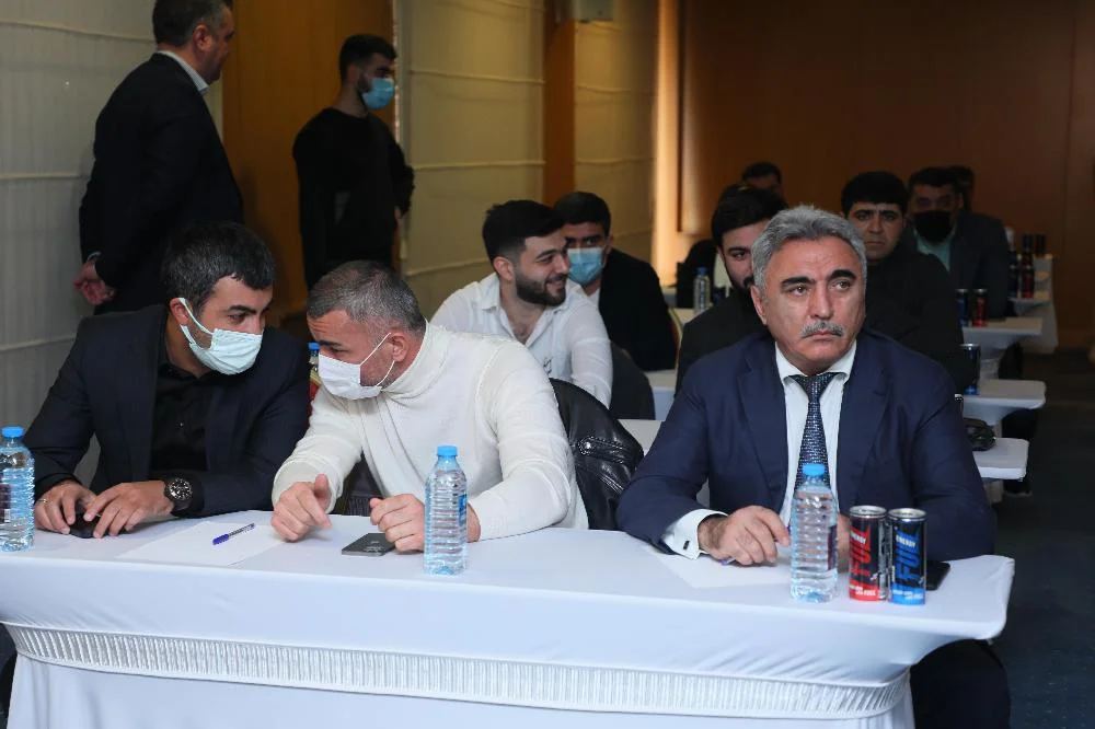 İlin laureatları mükafatlandırıldı - FOTOLAR 