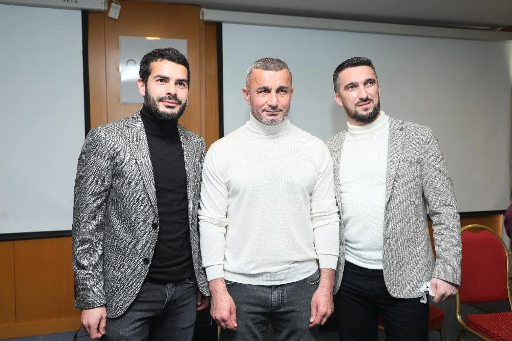 İlin laureatları mükafatlandırıldı - FOTOLAR 
