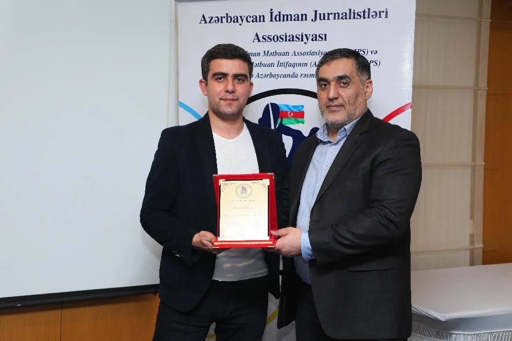 İlin laureatları mükafatlandırıldı - FOTOLAR 