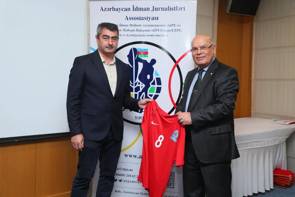 İlin laureatları mükafatlandırıldı - FOTOLAR 