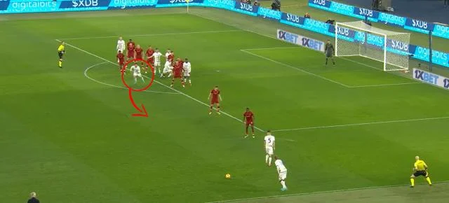 Dünya bu qoldan danışır: Elə bir taktika qurdular ki... - FOTO/VİDEO 