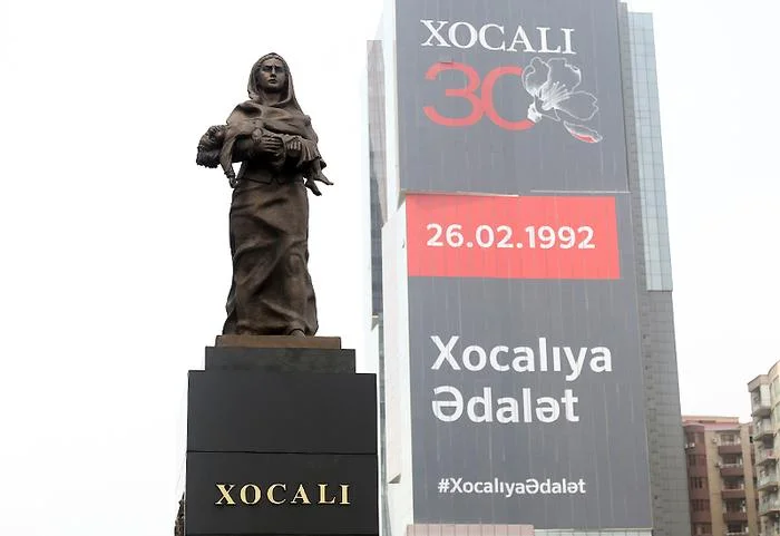 De Byazi Xocalı qurbanlarının xatirə abidəsini ziyarət etdi - FOTOLAR 