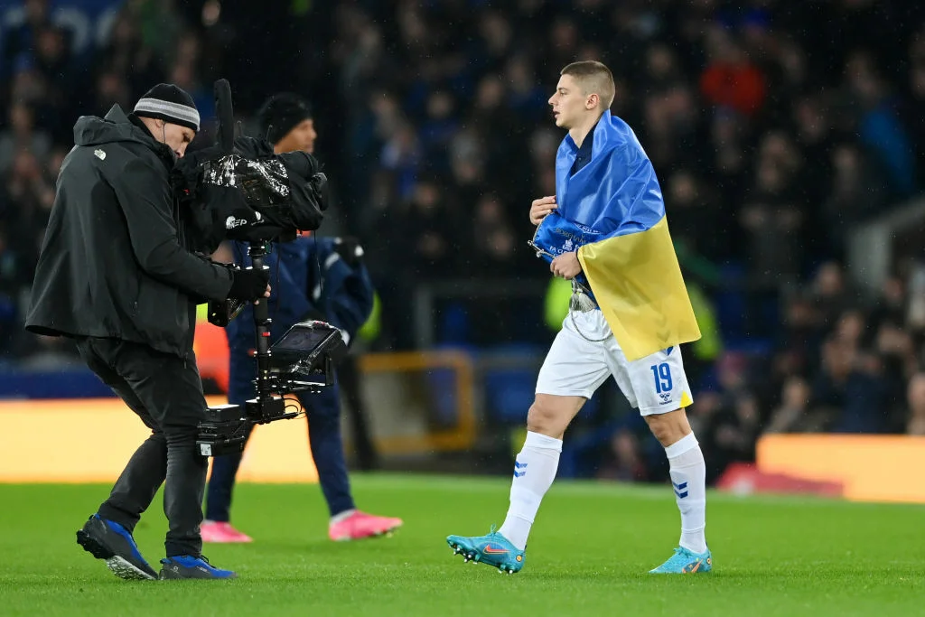 "Everton"dan Mikolenkoya və Ukraynaya dəstək - FOTOLAR 