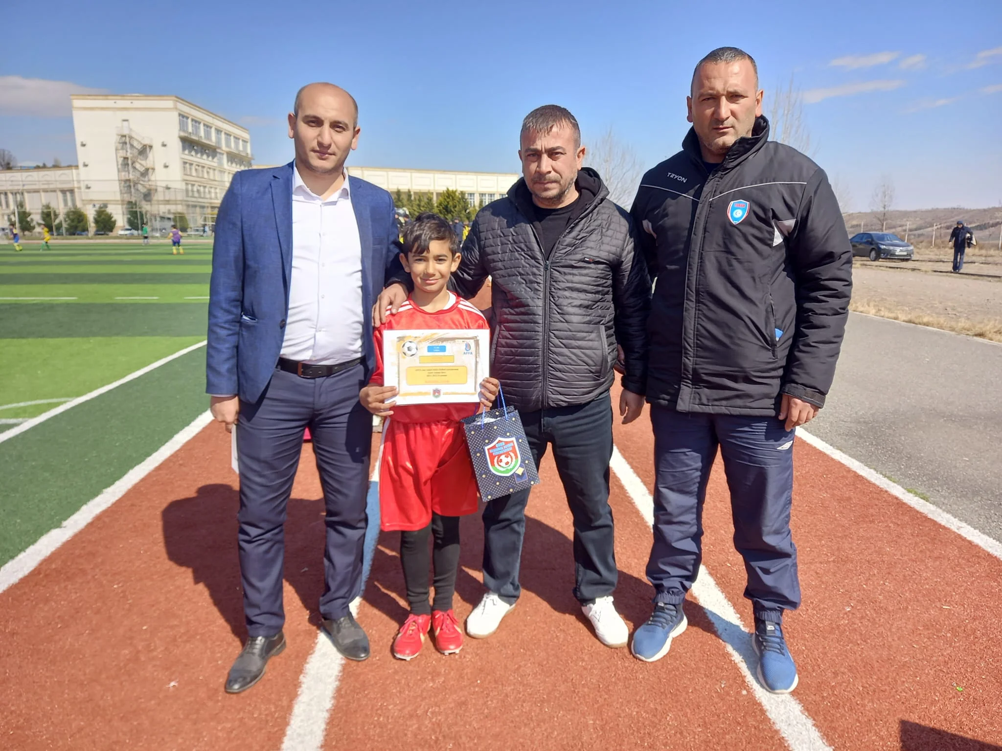 Qərb Regional Futbol Federasiyası futbolçuları mükafatlandırdı - FOTOLAR 