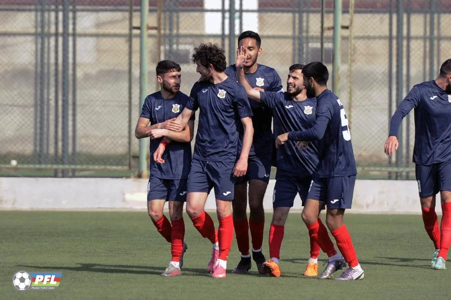 "Xan Lənkəran" "hərbçilər"lə bacarmadı 