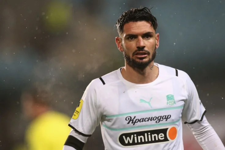 Daha bir əcnəbi futbolçu Rusiya klubunu tərk etdi 