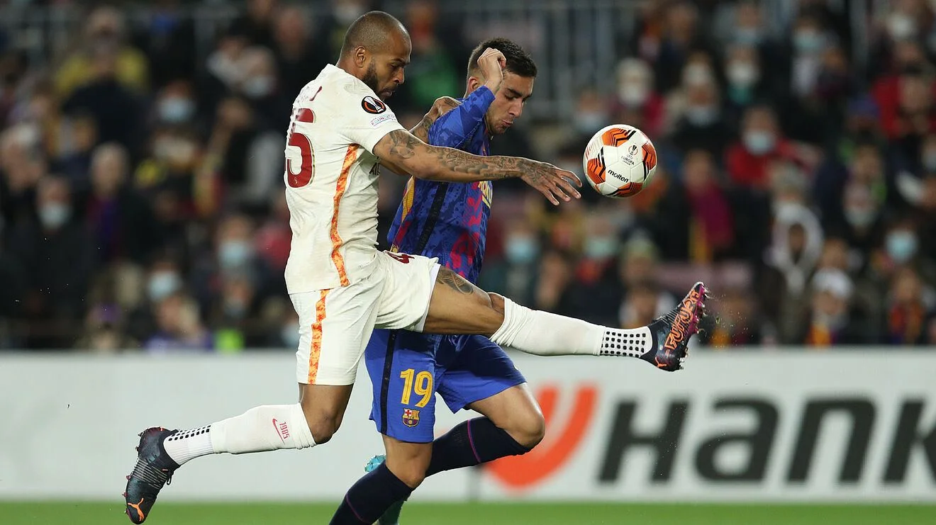 "Qalatasaray" "Barselona"nın uğurlu seriyasını qırdı 