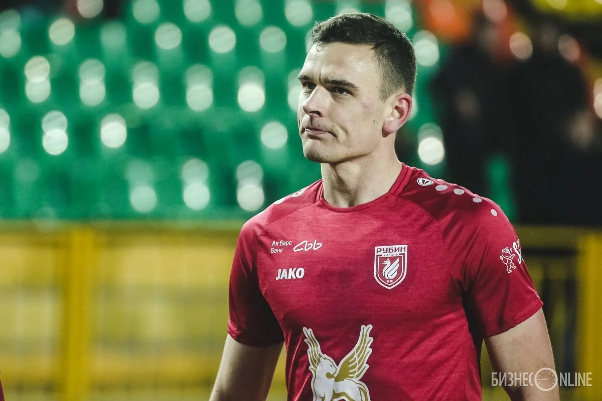 Daha bir legioner futbolçu Rusiyanı tərk etdi 