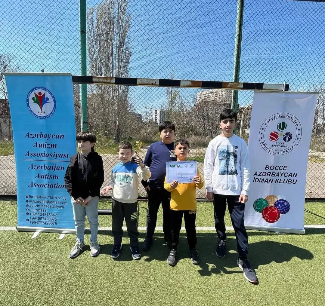 Autizmli uşaqlar arasında bocce yarışı keçirildi 