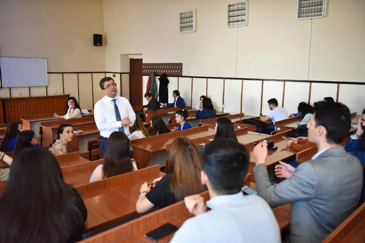 BDU-nun Jurnalistika fakültəsində Əhməd İsmayılovla görüş keçirildi - FOTOLAR 
