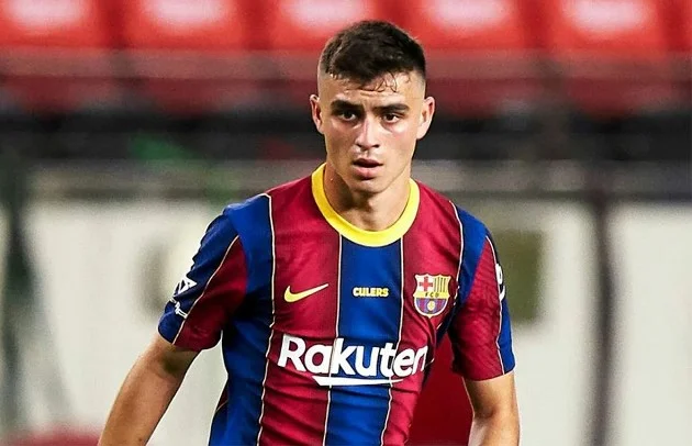 Layiq olduğundan az maaş alan 10 top-futbolçu 