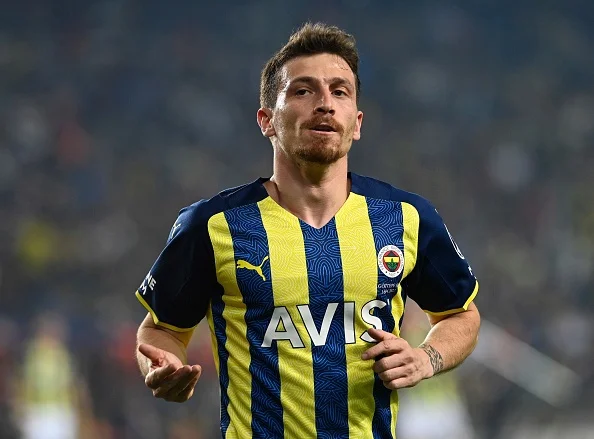 Günün transfer xəbərləri: "Fənərbağça"nın futbolçusu Rusiya yolunda 