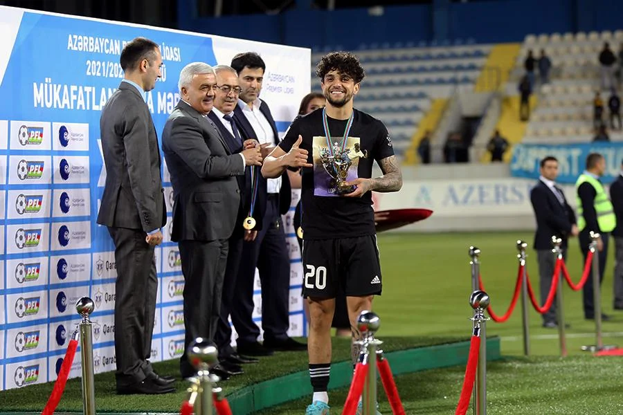 Mövsümün ən sərrast futbolçusu Kadi Borqesdir 