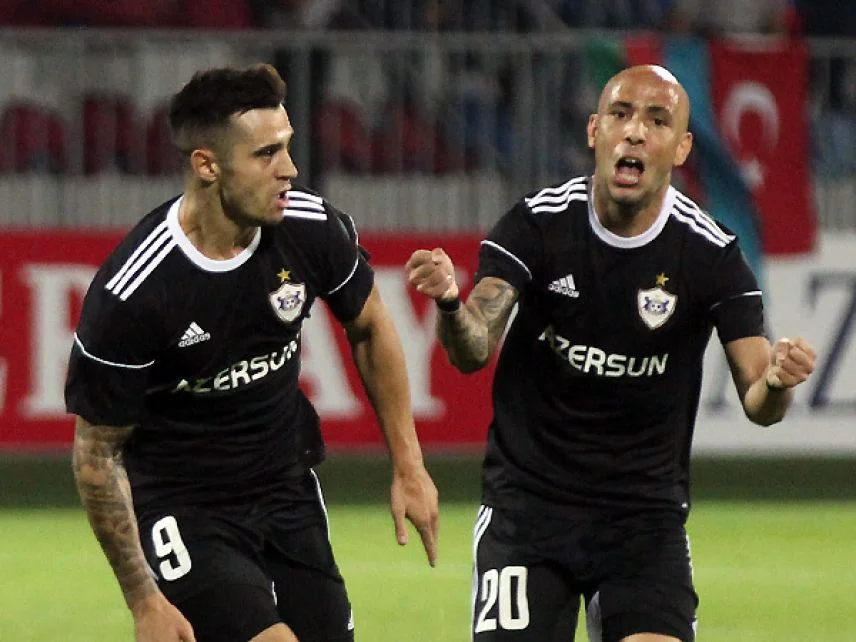 "Qarabağ" iki legioneri ilə yolları ayırdı 