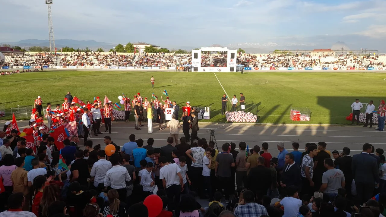 “Bir uşaq-bir top" festivalı başa çatdı - FOTO 