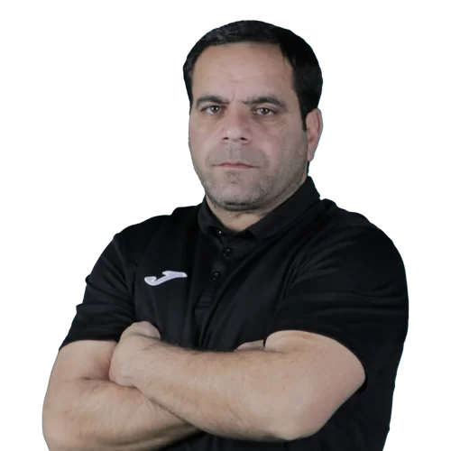 Qurbanov "Neftçi"nin həkimini yanına apardı 