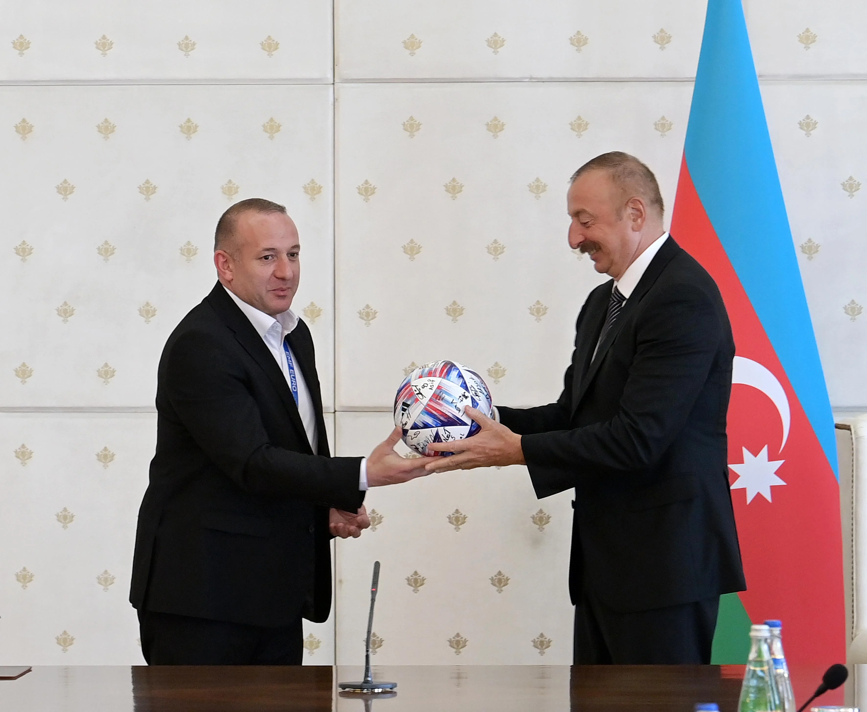 Prezident Avropa çempionu olan komandamızı qəbul etdi - FOTOLAR 