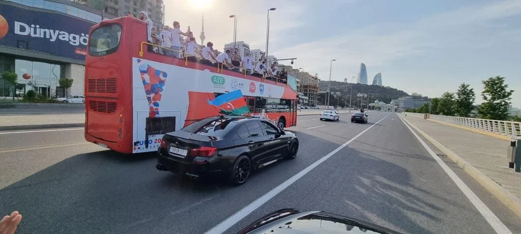 Avropa çempionatının kuboku Bakıda nümayiş olundu - FOTO 