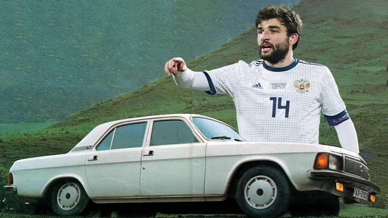 Rusiyalı futbolçu məşqlərə "QAZ 31"lə gəlir - FOTO 