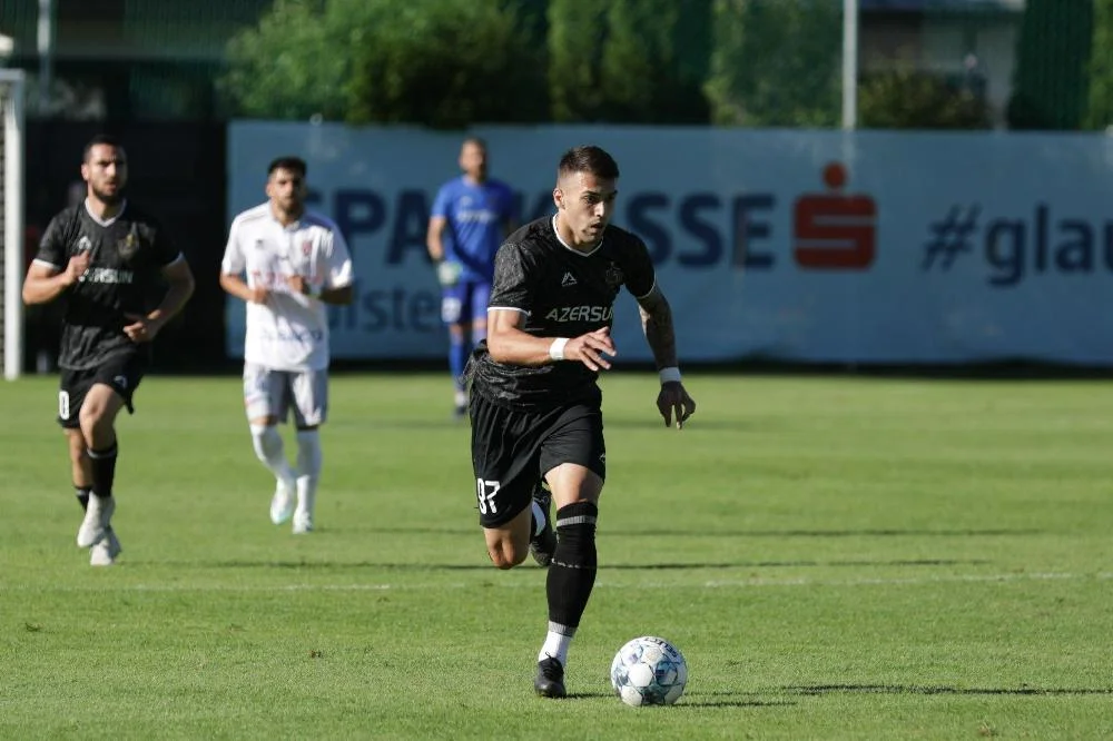 "Qarabağ"ın oyunu fotolarda 