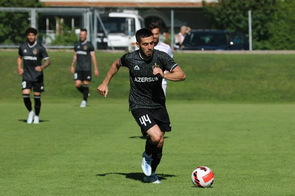 "Qarabağ"ın oyunu fotolarda 