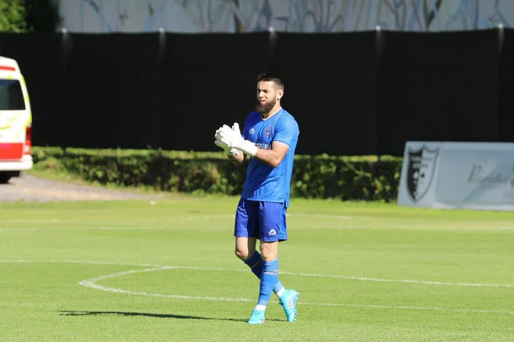 "Qarabağ"ın oyunu fotolarda 