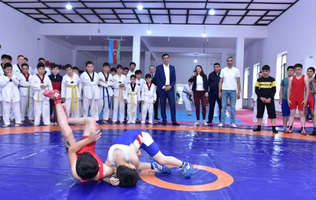 Fərid Qayıbov rayonlara səfər etdi 