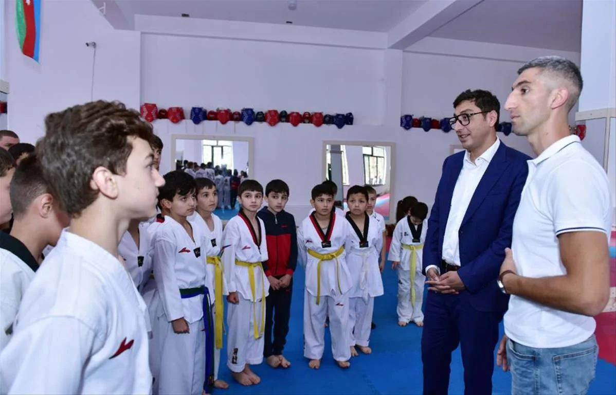 Fərid Qayıbov rayonlara səfər etdi 