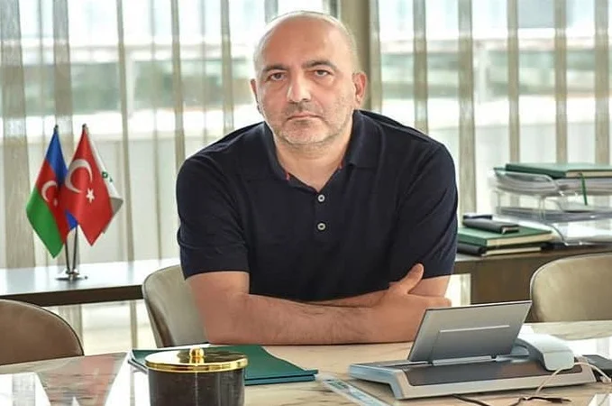 Mübariz Mənsimov azərbaycanlı güləşçi ilə görüşdü - VİDEO 
