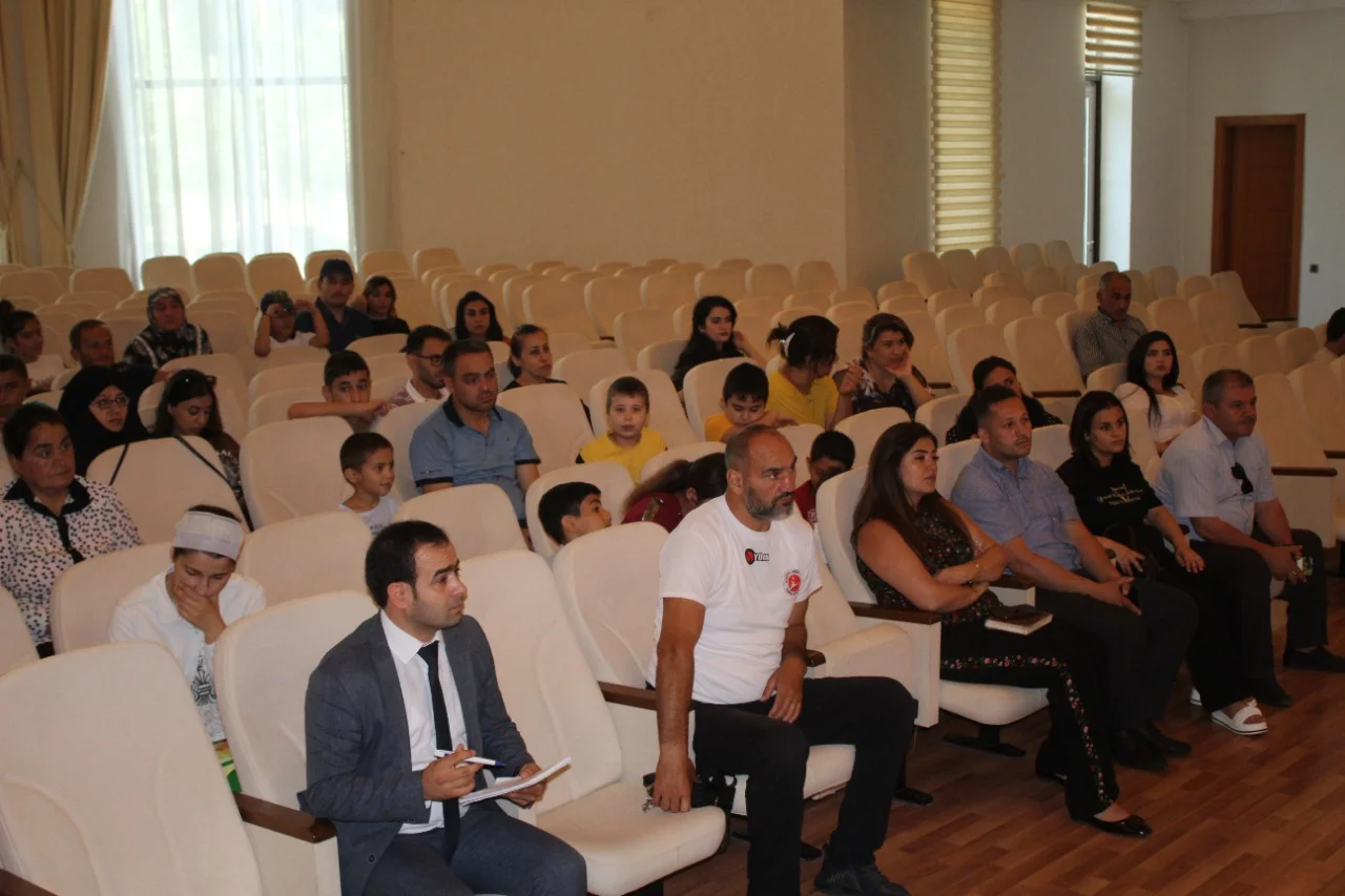 İmişlidə autizmli uşaqlar ilə görüş keçirildi - FOTOLAR 