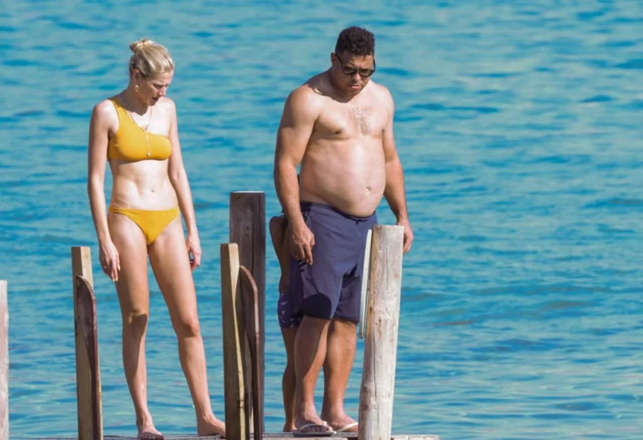 Ronaldo özündən 15 yaş kiçik sevgilisi ilə İbizada - FOTOLAR 