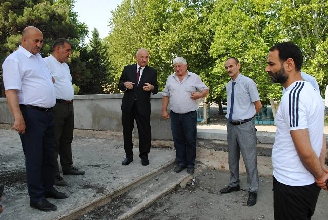 İcra başçısı "Mingəçevir" rəhbərliyi ilə görüşdü 