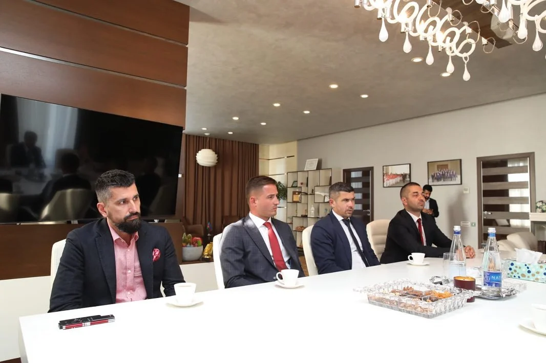 Nazir beynəlxalq federasiya rəhbərləri ilə görüşdü 