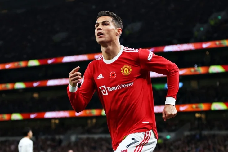 Şok: Ronaldu "Qalatasaray"da?  