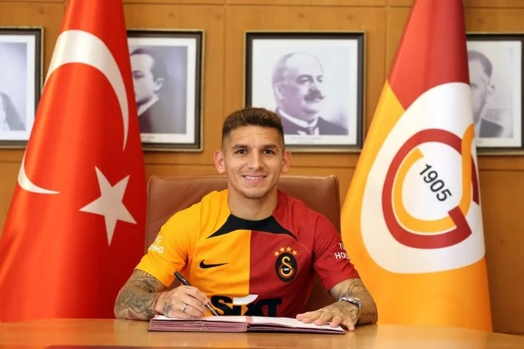"Qalatasaray" iki ulduzun transferini açıqladı  