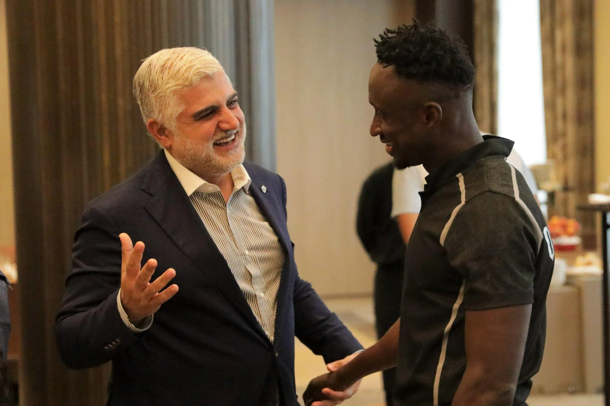 Tahir Gözəl Qurban Qurbanov və futbolçularla görüşdü - FOTOLAR 