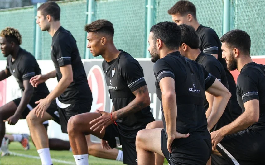"Neftçi" "Rapid" ilə oyuna hazırlaşır - FOTOLAR 