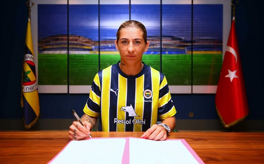 Millimizin üzvü "Fənərbağça"da - RƏSMİ 