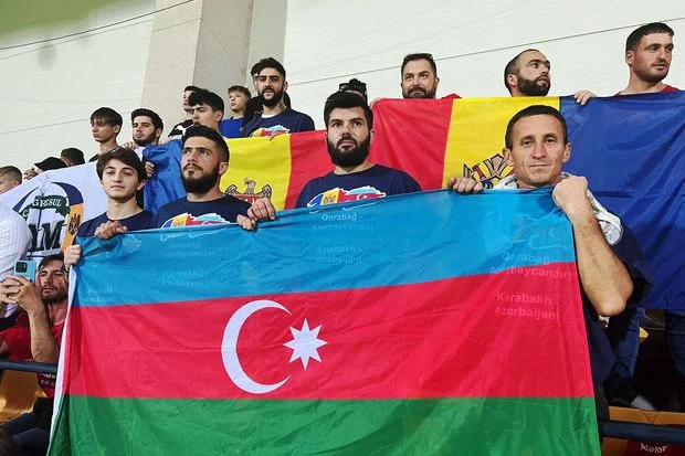 "Pünik"in oyununda "Qarabağ Azərbaycandır" deyən həmyerlimiz: "Təxribata yol vermədən..." 