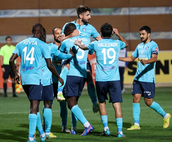 “Neftçi” “Qarabağ”dan 5 xal geri düşdü - Tura baxış 