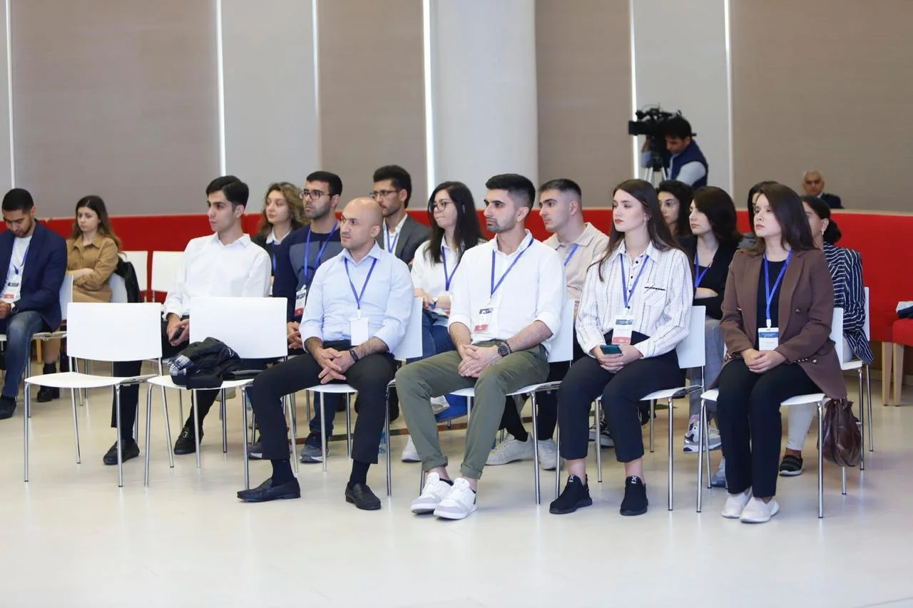 Telejurnalistlər üçün təlimə start verildi 