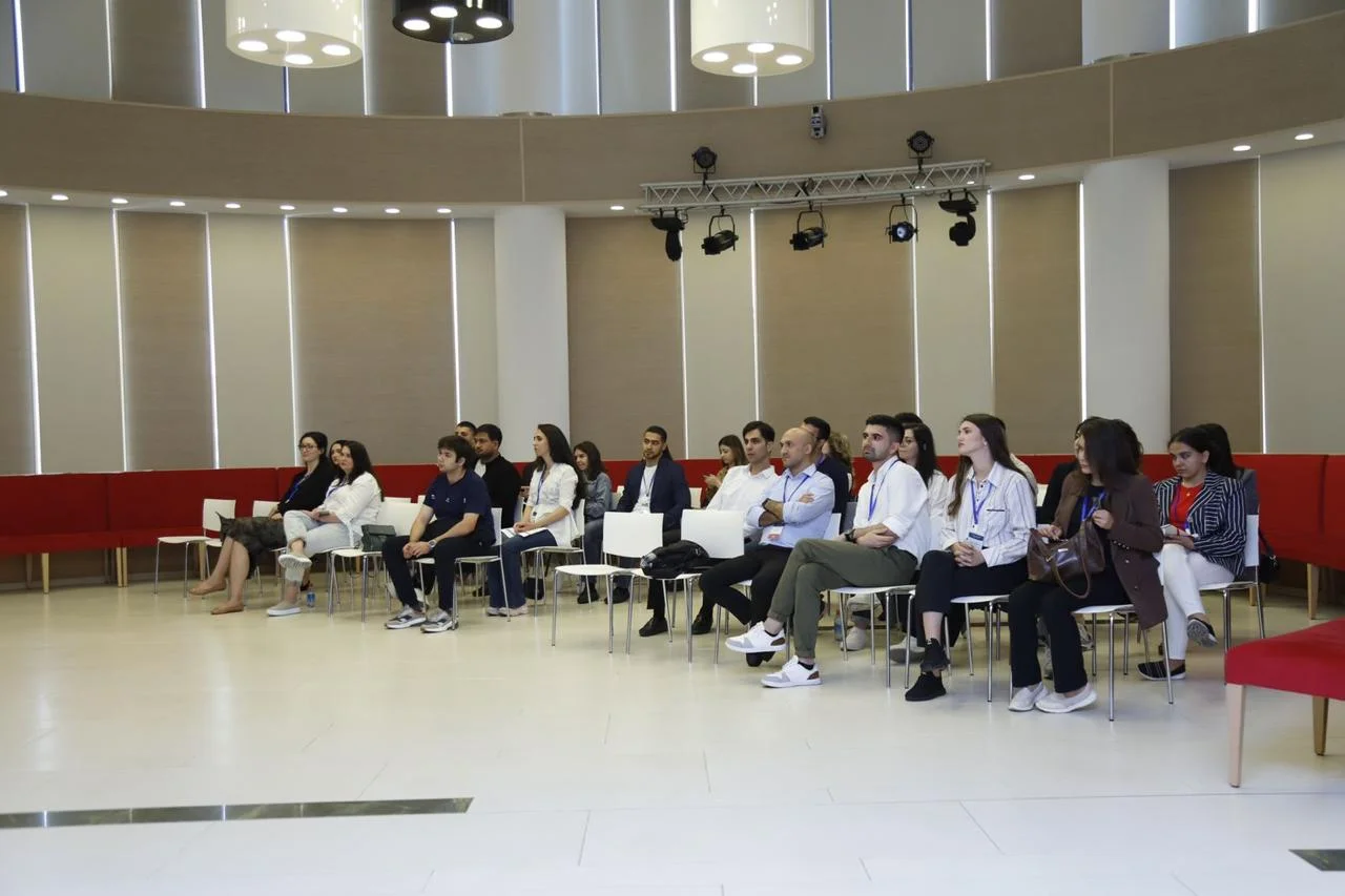 Telejurnalistlər üçün təlimə start verildi 
