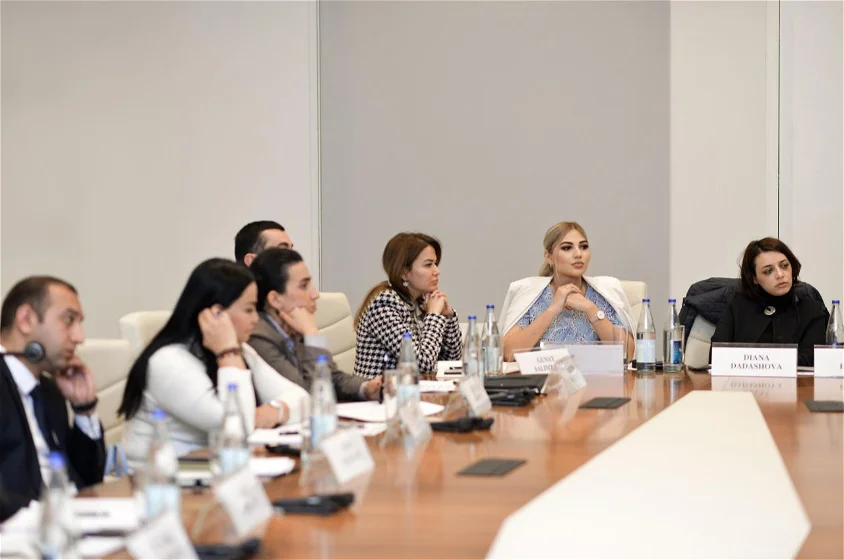 Media Təhlil Mərkəzi mətbuat xidmətlərinin rəhbərləri üçün master-klass təşkil etdi - FOTOLAR 
