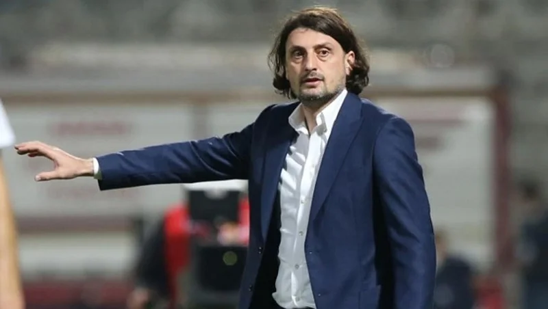 Sabiq "Qarabağ"lı istefaya göndərildi 