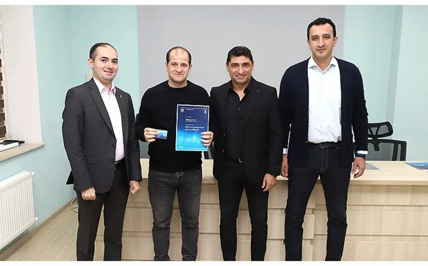"Şamaxı" və "Qəbələ"nin baş məşqçiləri Pro kateqoriyası aldılar 