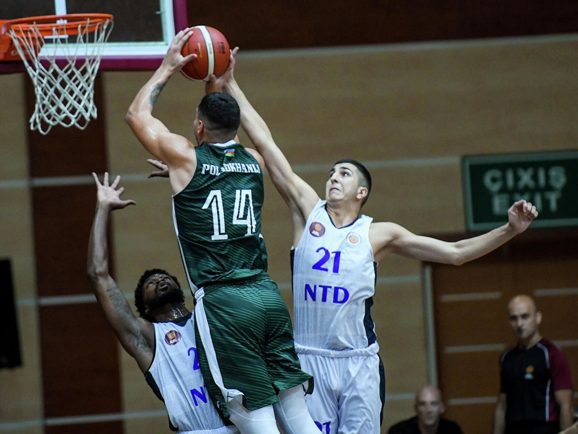 ABL: "Sabah" NTD-yə, "Neftçi" "Gəncə"yə qarşı 