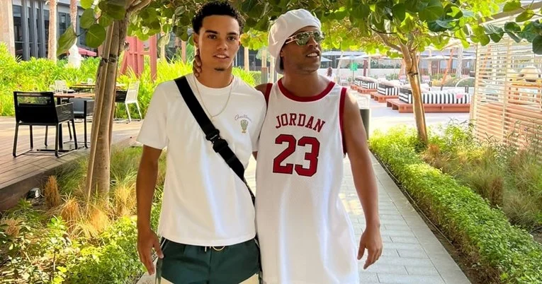 Ronaldinyonun 17 yaşlı oğlu "Barselona"da 