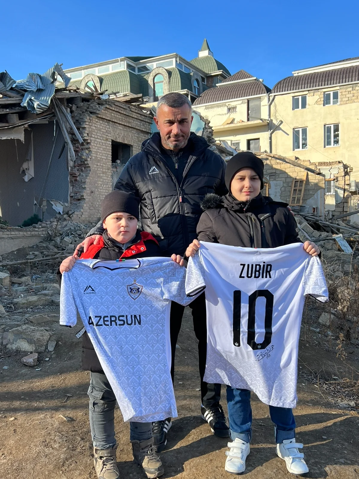 Qurban Qurbanov Gəncədə erməni terroru qurbanlarının xatirəsini yad etdi - FOTOLAR 